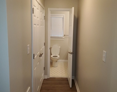 307 N Church Street - Photo Thumbnail 2