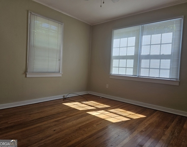 316 Florence Avenue - Photo Thumbnail 6