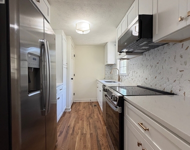 49 Nancy Drive - Photo Thumbnail 4
