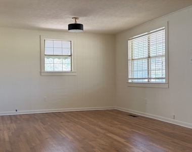 49 Nancy Drive - Photo Thumbnail 8