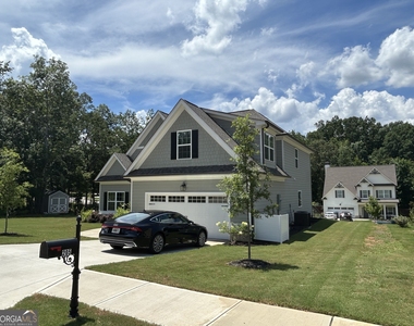 205 Solihull Lane - Photo Thumbnail 2