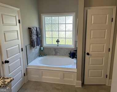 205 Solihull Lane - Photo Thumbnail 28