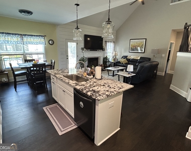 205 Solihull Lane - Photo Thumbnail 21