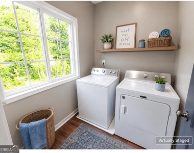 5589 River Road - Photo Thumbnail 10
