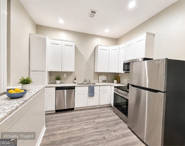 5589 River Road - Photo Thumbnail 8