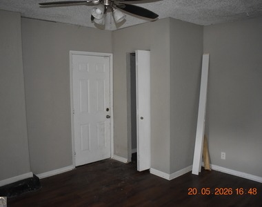 4228 Mark Place - Photo Thumbnail 3
