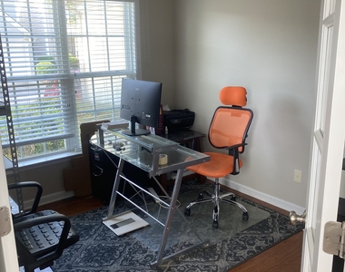 294 Balaban Circle - Photo Thumbnail 25