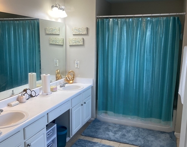 294 Balaban Circle - Photo Thumbnail 23