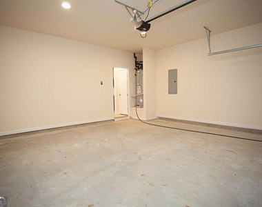 4505 Almanor Circle - Photo Thumbnail 53