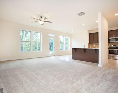 4505 Almanor Circle - Photo Thumbnail 6
