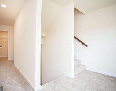 4505 Almanor Circle - Photo Thumbnail 22