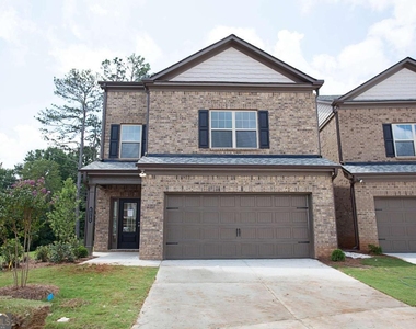 4505 Almanor Circle - Photo Thumbnail 1