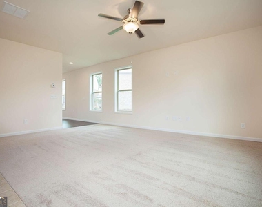 4505 Almanor Circle - Photo Thumbnail 9