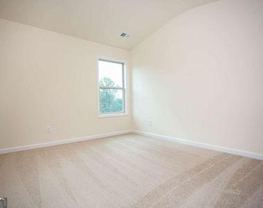 4505 Almanor Circle - Photo Thumbnail 47