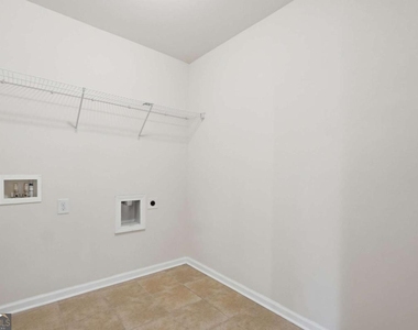 6498 Panasa Court - Photo Thumbnail 29