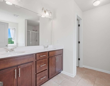 6498 Panasa Court - Photo Thumbnail 22