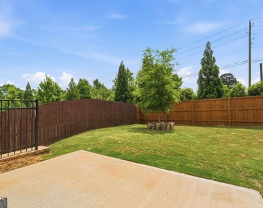 6498 Panasa Court - Photo Thumbnail 36