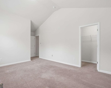 6498 Panasa Court - Photo Thumbnail 31