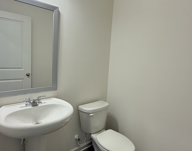 8 Borland Road - Photo Thumbnail 9