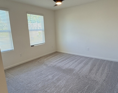 8 Borland Road - Photo Thumbnail 22