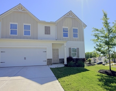 8 Borland Road - Photo Thumbnail 1