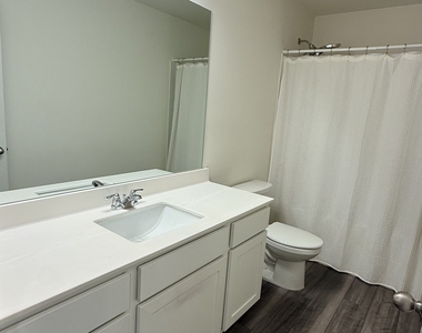 8 Borland Road - Photo Thumbnail 15