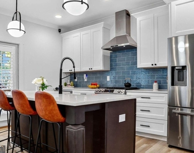 1170 Moton Avenue Sw - Photo Thumbnail 13