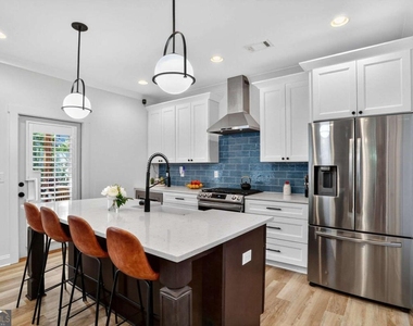 1170 Moton Avenue Sw - Photo Thumbnail 12