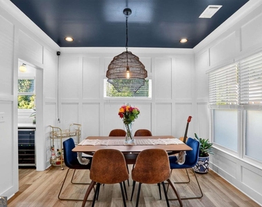 1170 Moton Avenue Sw - Photo Thumbnail 3