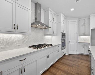 491 Pearl Street - Photo Thumbnail 15