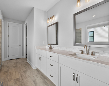 491 Pearl Street - Photo Thumbnail 22