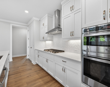 491 Pearl Street - Photo Thumbnail 14