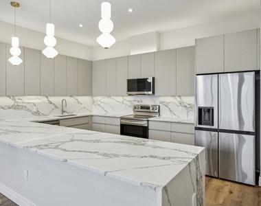 1722 Springfield Ave - Photo Thumbnail 9