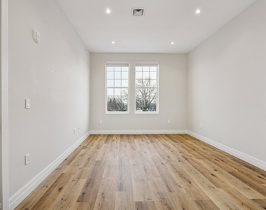 1722 Springfield Ave - Photo Thumbnail 22
