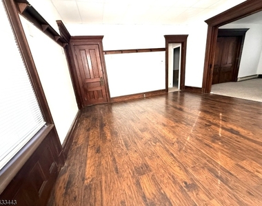100 Main St - Front Apt 1 - Photo Thumbnail 1
