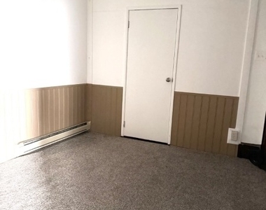 100 Main St - Front Apt 1 - Photo Thumbnail 13