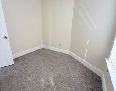 100 Main St - Front Apt 1 - Photo Thumbnail 14