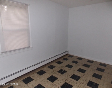 914 Radnor Avenue - Photo Thumbnail 18