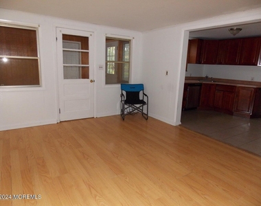 914 Radnor Avenue - Photo Thumbnail 14