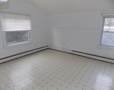 914 Radnor Avenue - Photo Thumbnail 19