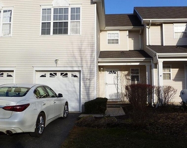 234 Frankfort Avenue - Photo Thumbnail 1