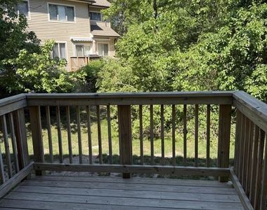 234 Frankfort Avenue - Photo Thumbnail 16