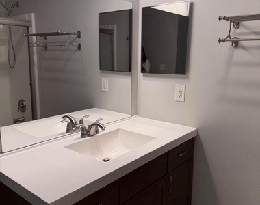 234 Frankfort Avenue - Photo Thumbnail 14
