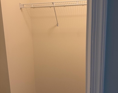234 Frankfort Avenue - Photo Thumbnail 10