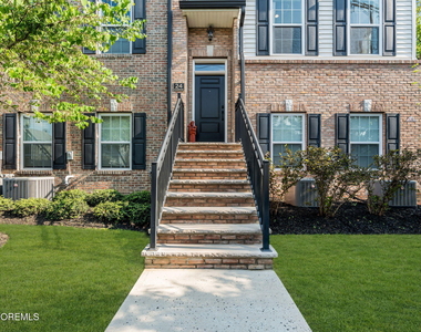 24 Catherine Street - Photo Thumbnail 1