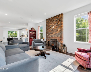 24 Catherine Street - Photo Thumbnail 3