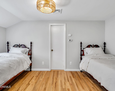 417 Brooklyn Boulevard - Photo Thumbnail 16