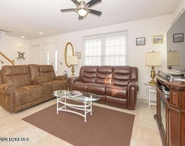 26 Newark Avenue - Photo Thumbnail 6