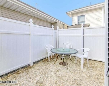 26 Newark Avenue - Photo Thumbnail 2