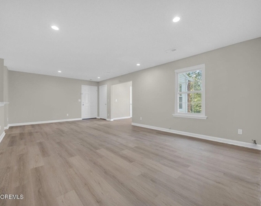 10-5 Boise Court - Photo Thumbnail 12